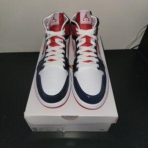 Wnms Air Jordan 1 Mid